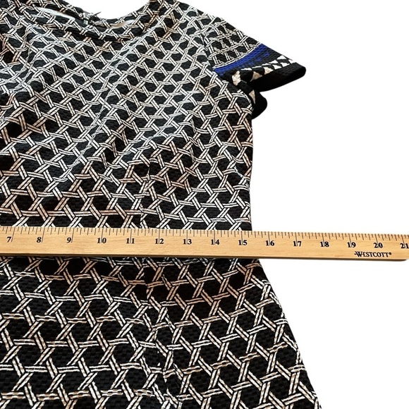 H&M Texturized Geometric Patterned Dress in Black and Blue-Size Medium - Picture 7 of 12